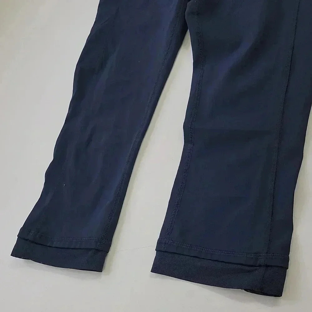 Lululemon Crop Leggings - Picture 4 of 8